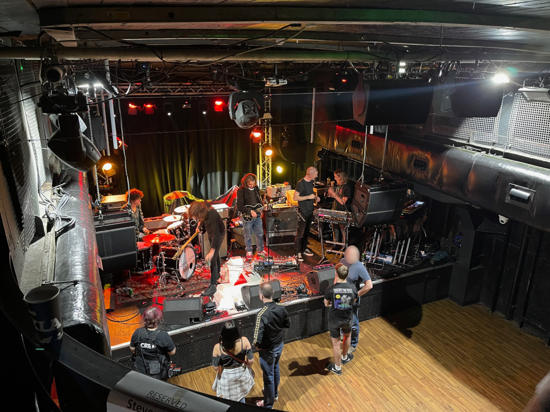 Stage
