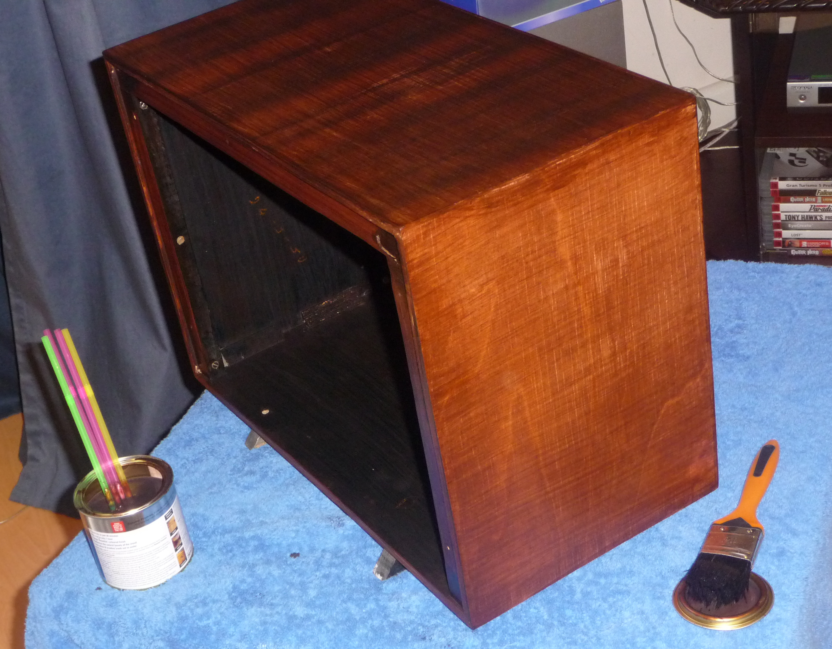 Radio Case 05